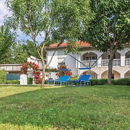 3 Bedroom Awesome Apartment In Pavicini מראה חיצוני תמונה